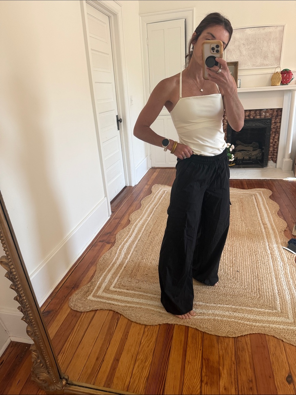 Wide Leg Cargo Pants in Black x small